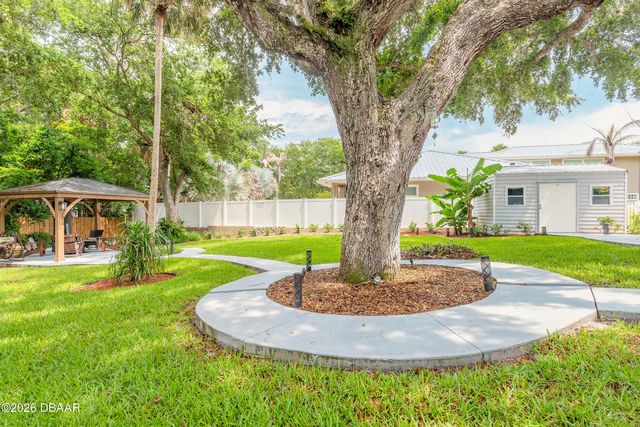 4181 Saxon Drive, New Smyrna Beach, FL 32169