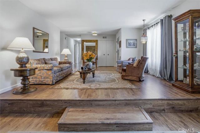 956 Diamond, Santa Maria, CA 93455