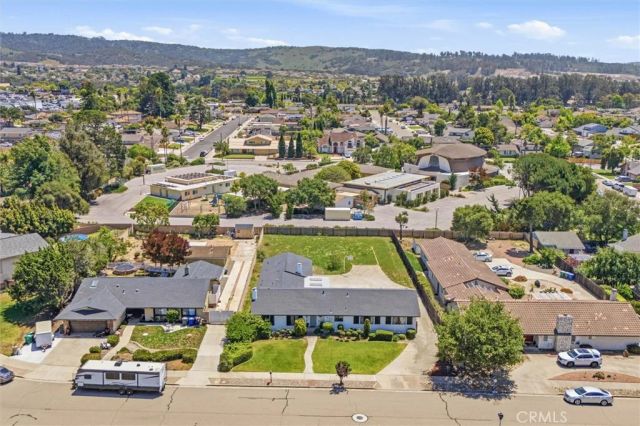 956 Diamond, Santa Maria, CA 93455