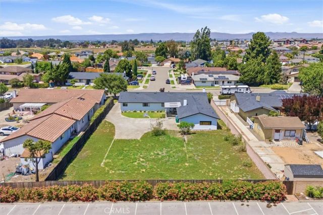 956 Diamond, Santa Maria, CA 93455
