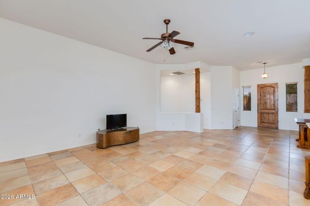 38320 N 12TH Avenue, Phoenix, AZ 85086