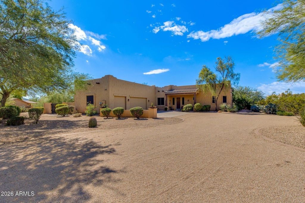 38320 N 12TH Avenue, Phoenix, AZ 85086 — photo 2