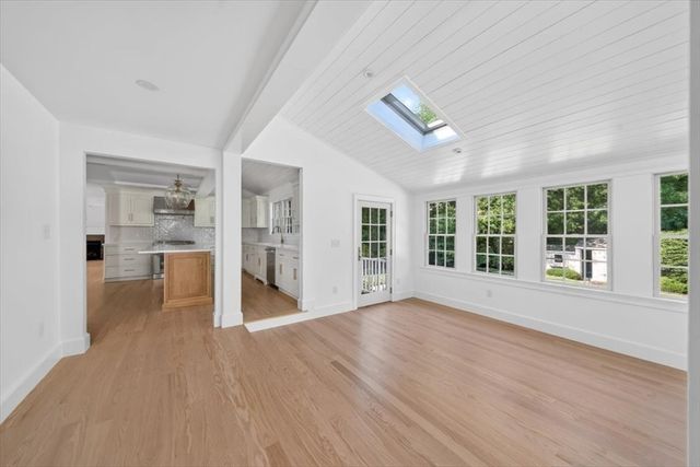 3 Hollyhock Ln., Hingham, MA 02043