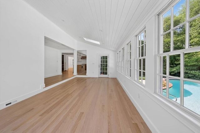 3 Hollyhock Ln., Hingham, MA 02043