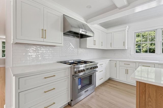 3 Hollyhock Ln., Hingham, MA 02043