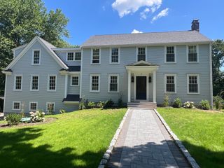 3 Hollyhock Ln., Hingham, MA 02043