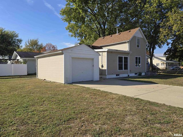 1312 SOMMERSET Street, Pekin, IL 61554