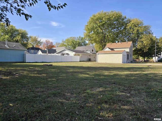 1312 SOMMERSET Street, Pekin, IL 61554