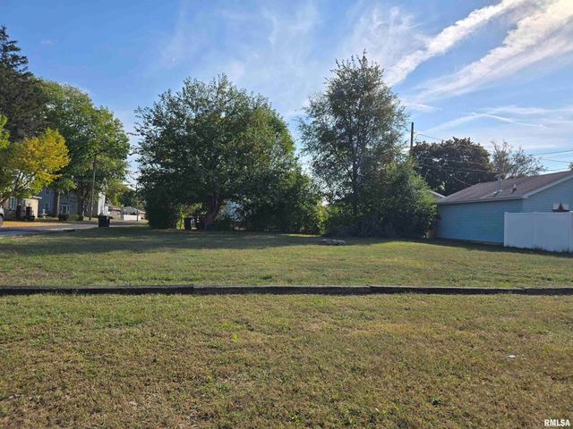 1312 SOMMERSET Street, Pekin, IL 61554