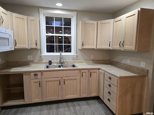 1312 SOMMERSET Street, Pekin, IL 61554