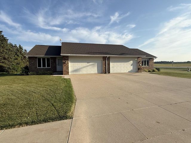 114 E Samz ROAD, Mishicot, WI 54228