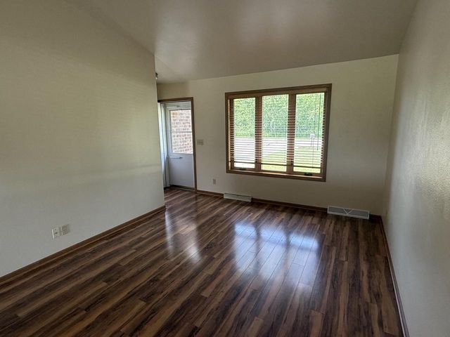 114 E Samz ROAD, Mishicot, WI 54228