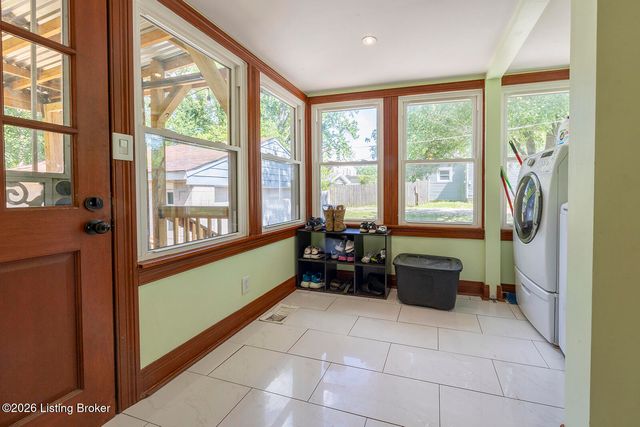 10607 National Turnpike, Louisville, KY 40118