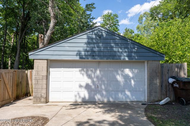 10607 National Turnpike, Louisville, KY 40118