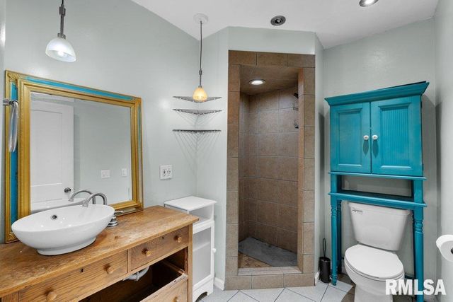 2639 44TH Street Court, Moline, IL 61265