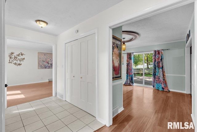 2639 44TH Street Court, Moline, IL 61265