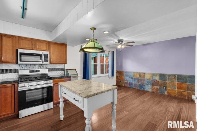 2639 44TH Street Court, Moline, IL 61265