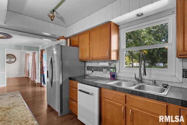 2639 44TH Street Court, Moline, IL 61265