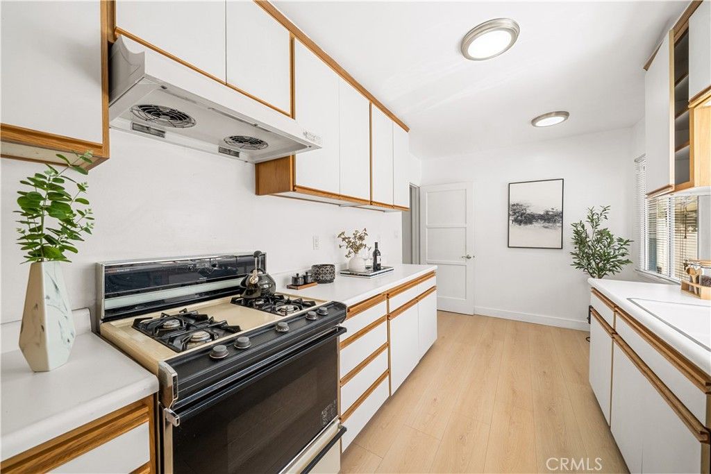 Image 6 of property listing at 161 Bridge, San Gabriel, CA 91775