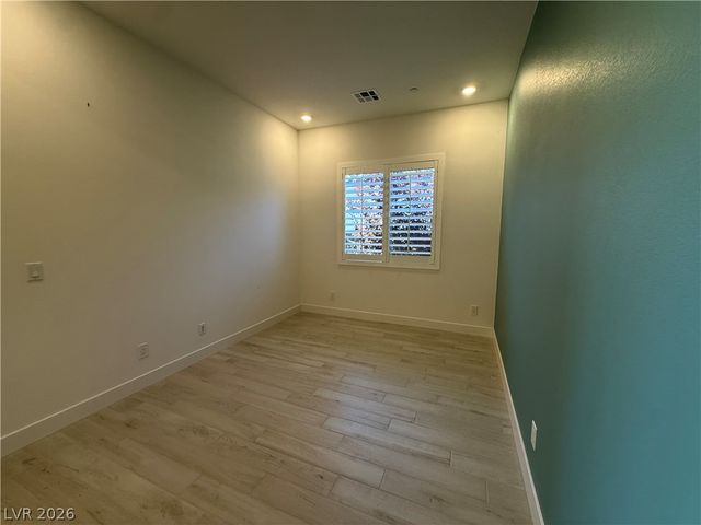 324 Forsyth Park Street, Las Vegas, NV 89138