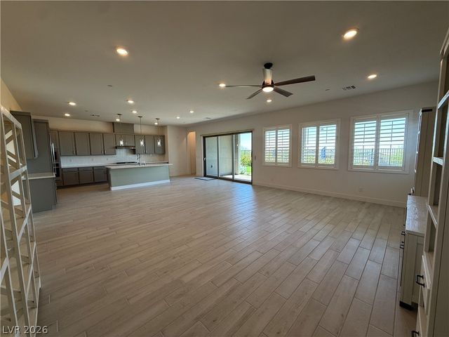 324 Forsyth Park Street, Las Vegas, NV 89138