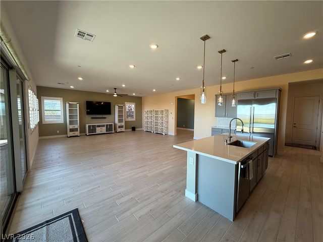 324 Forsyth Park Street, Las Vegas, NV 89138