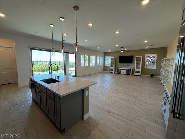 324 Forsyth Park Street, Las Vegas, NV 89138