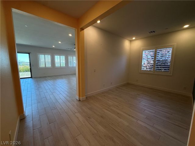 324 Forsyth Park Street, Las Vegas, NV 89138