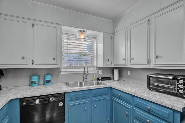 703 Godfrey St, Midland, TX 79703