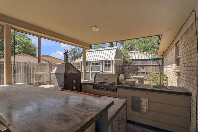 703 Godfrey St, Midland, TX 79703