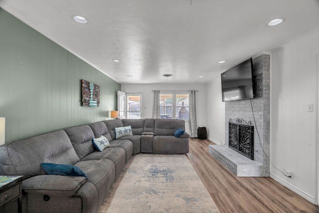 703 Godfrey St, Midland, TX 79703