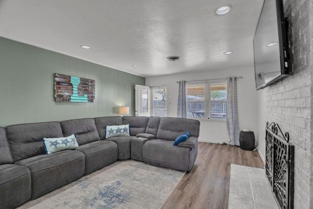 703 Godfrey St, Midland, TX 79703