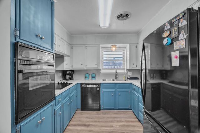 703 Godfrey St, Midland, TX 79703