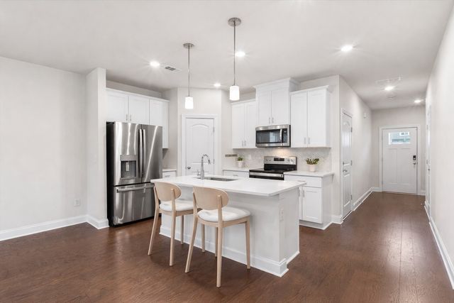 4512 Skywood Ln, Nashville, TN 37207