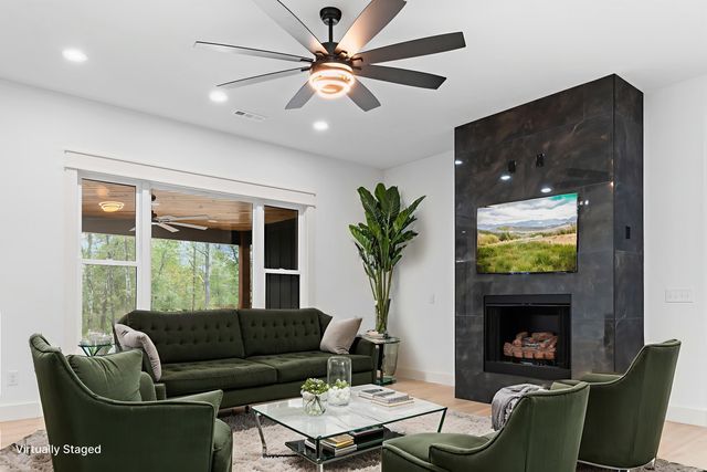 59 Denmark Circle, Mountain Home, AR 72653