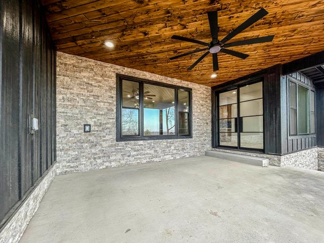 59 Denmark Circle, Mountain Home, AR 72653