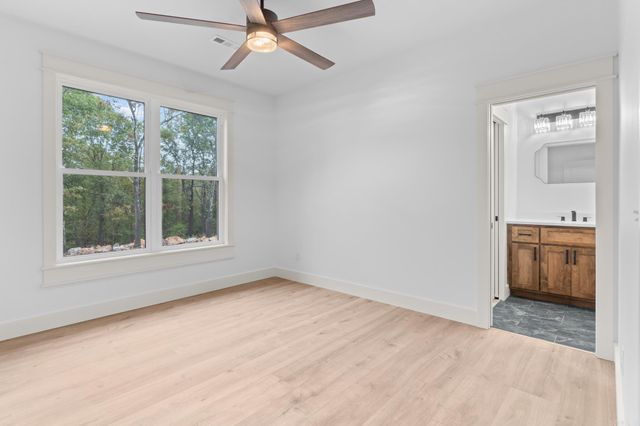 59 Denmark Circle, Mountain Home, AR 72653