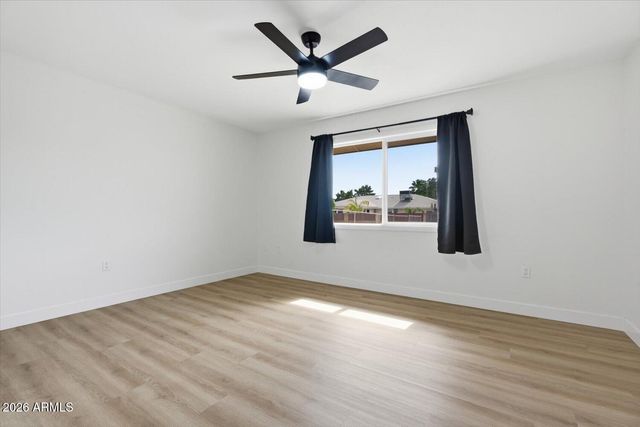 19814 N PINE SPRINGS Drive, Sun City, AZ 85373