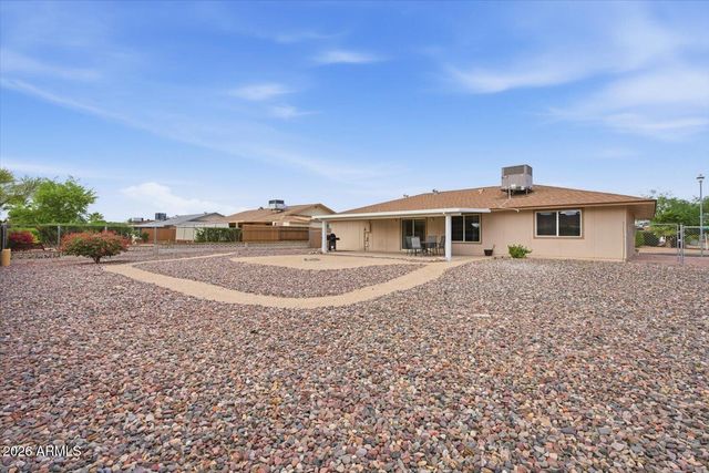 19814 N PINE SPRINGS Drive, Sun City, AZ 85373