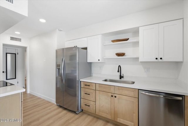 19814 N PINE SPRINGS Drive, Sun City, AZ 85373