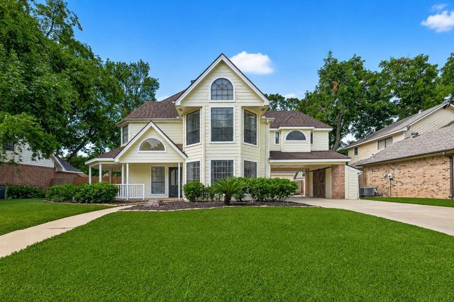 1627 N Hearthside Drive, Richmond, TX 77406