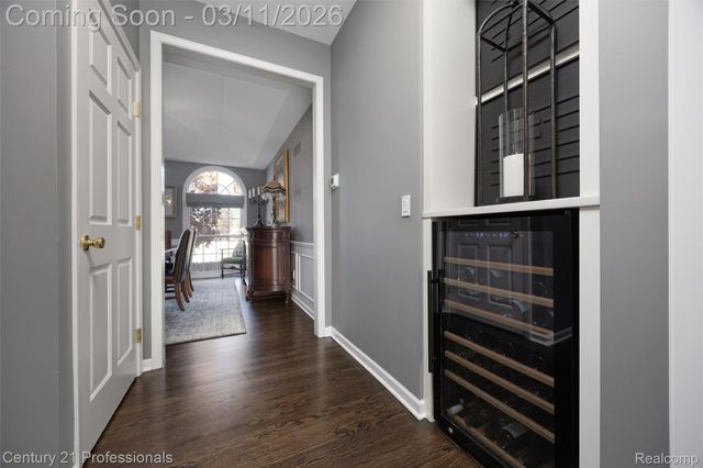 2392 Kingscross Drive, Shelby Charter Township, MI 48316