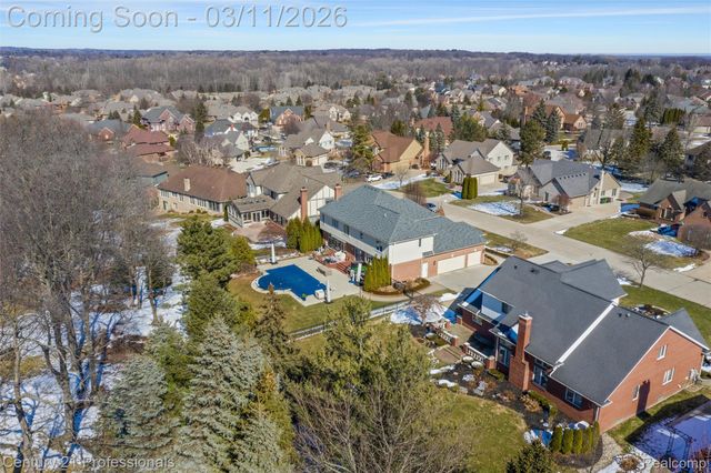 2392 Kingscross Drive, Shelby Charter Township, MI 48316