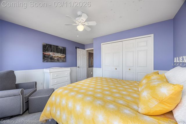 2392 Kingscross Drive, Shelby Charter Township, MI 48316