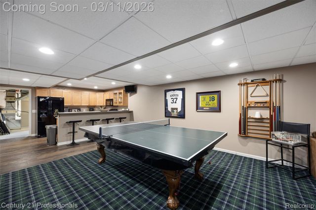 2392 Kingscross Drive, Shelby Charter Township, MI 48316