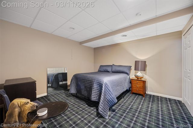 2392 Kingscross Drive, Shelby Charter Township, MI 48316