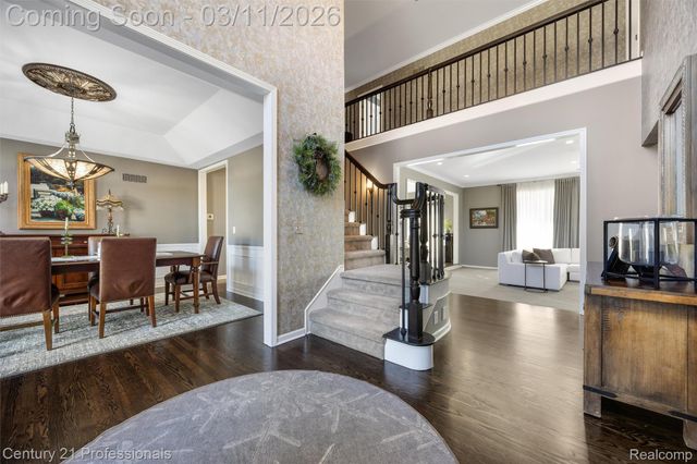 2392 Kingscross Drive, Shelby Charter Township, MI 48316