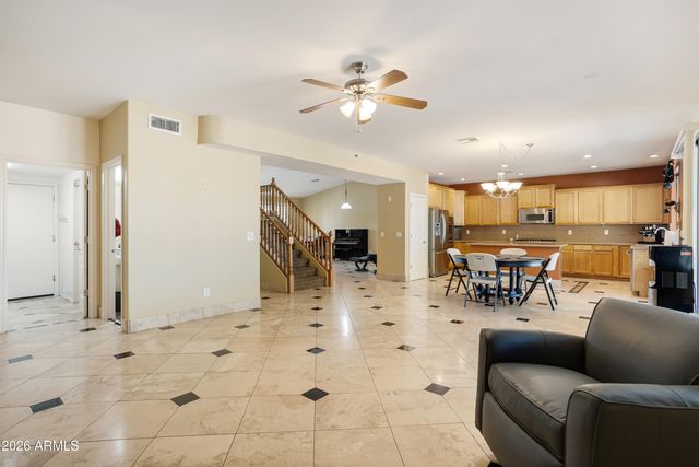 2700 E YELLOWSTONE Place, Chandler, AZ 85249