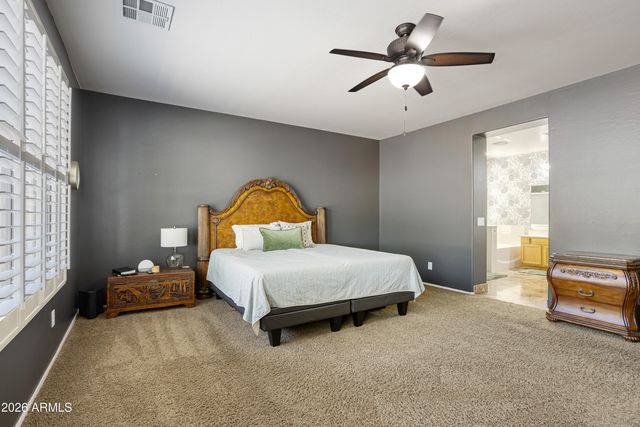 2700 E YELLOWSTONE Place, Chandler, AZ 85249