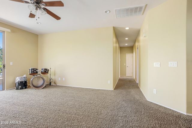 2700 E YELLOWSTONE Place, Chandler, AZ 85249